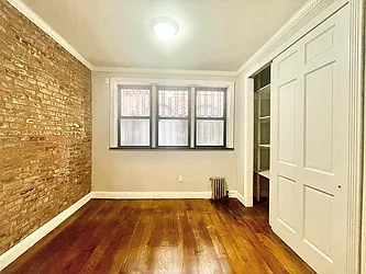 Rented by Century 21 Premier 