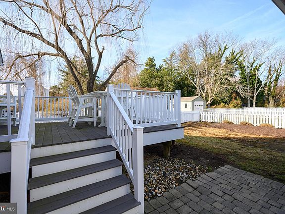 5th image of 109 Tilghman St