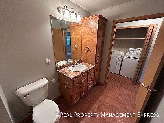 5th image of 300 E 2nd St #1