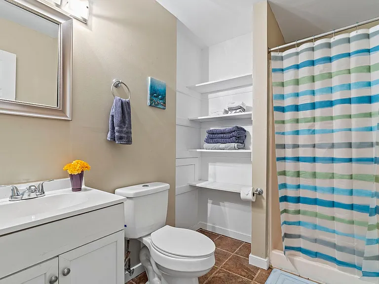 5048 Glen Tara Dr — Photo 21