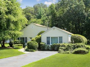 25 W Palisades Ave, Nanuet, NY 10954