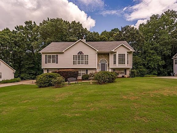 2nd image of 4030 Greentree Ct
