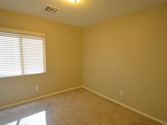 4th image of 2640 S 84th Gln