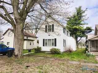 130 Nichols St, Fostoria, OH 44830