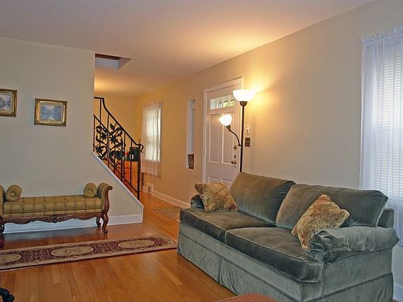 Spacious Living Room