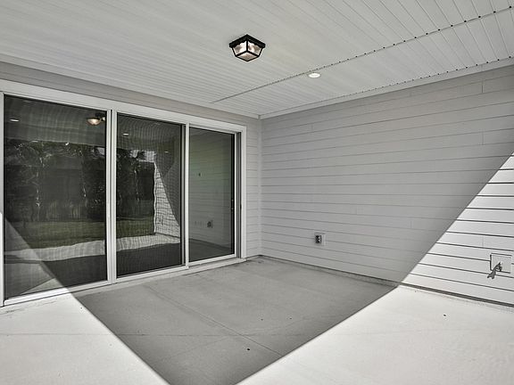 5th image of 395 Brookgreen Way St