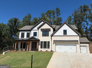 8260 Crooked Creek Dr, Cumming, GA 30028