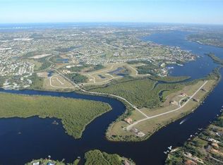 115 SE Strada Cervaro, Port Saint Lucie, FL 34952