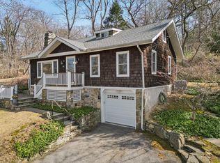 28 Lakeview Pass, Katonah, NY 10536