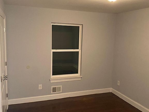 5th image of 11 N 6th St Floor 2