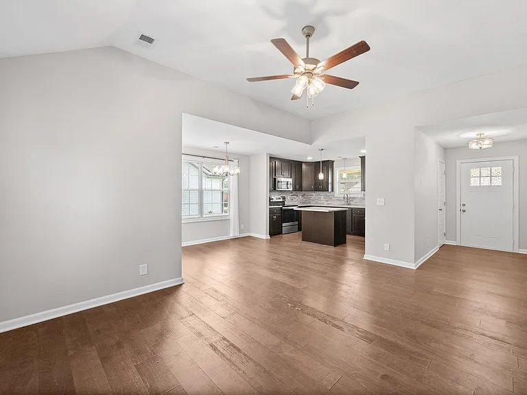 1493 Fredrick Dr — Photo 5