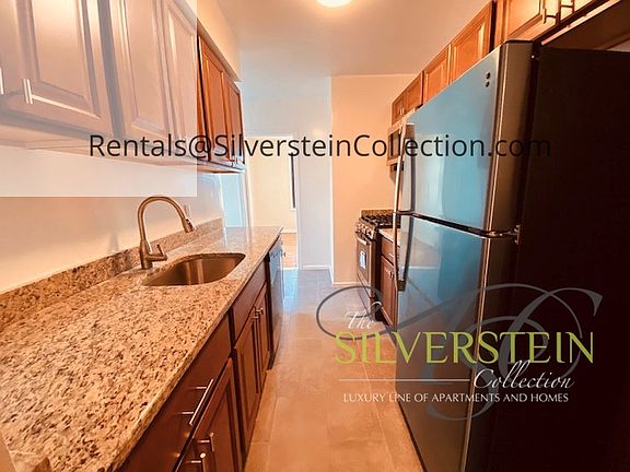 2nd image of 35-05 Parsons Blvd #7LL