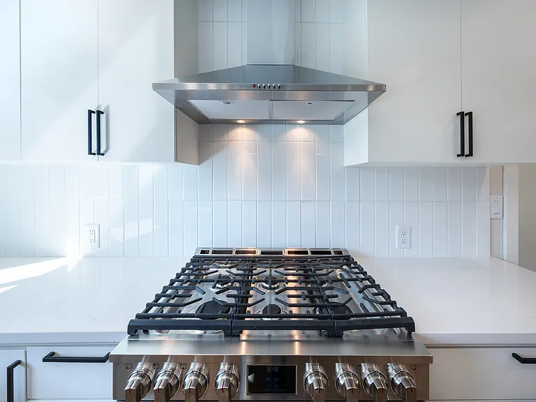 5 Bruner Gas range