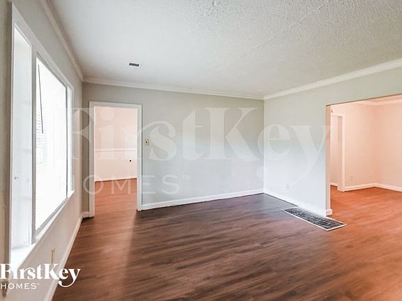 3rd image of 3412 Lucibill Rd