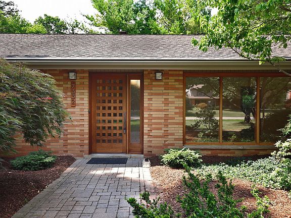 3rd image of 7332 Mohansic Dr