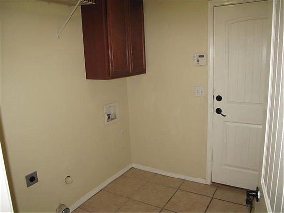 5th image of 8400 Taos Dr