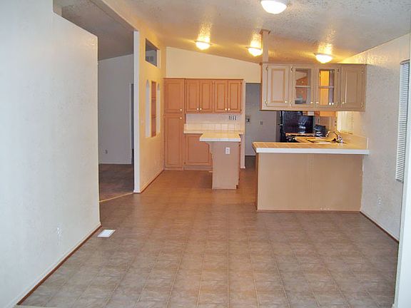 3rd image of 6130 Camino Real Spc 191