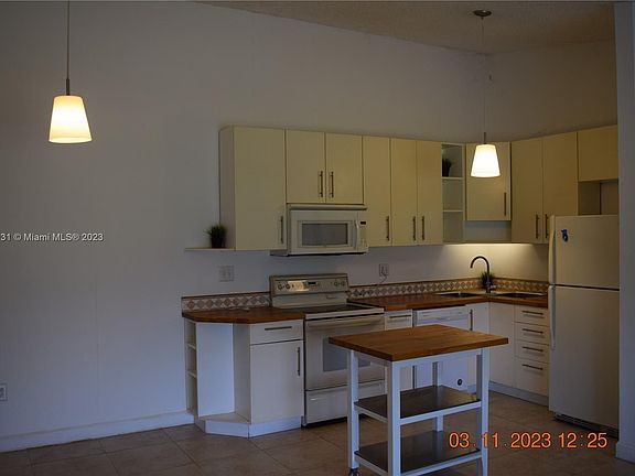 5th image of 4990 NW 102nd Ave #2072