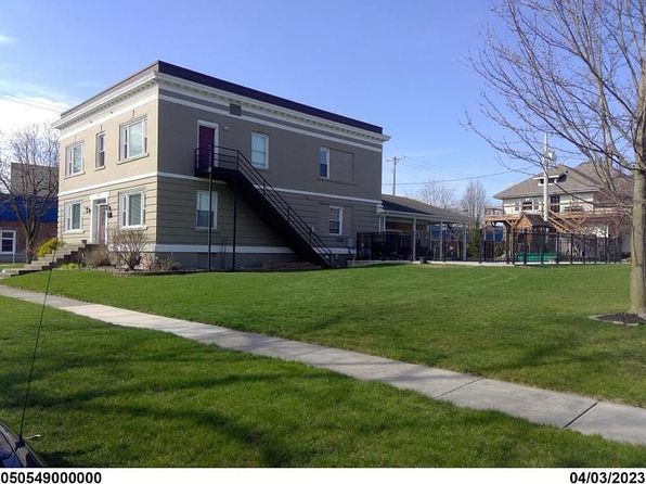 420 S 1st St