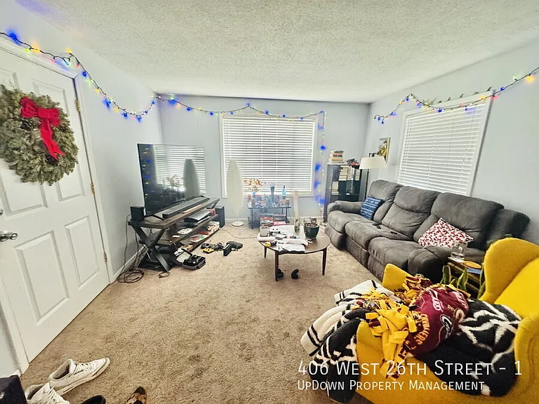 406 W 26th St #1 — Photo 2