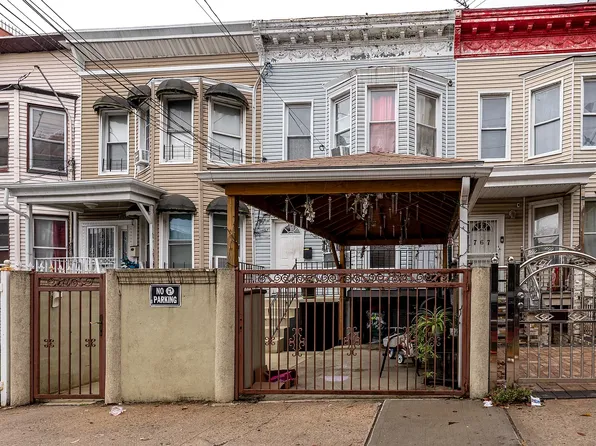 765 E 224th St, Bronx, NY 10466