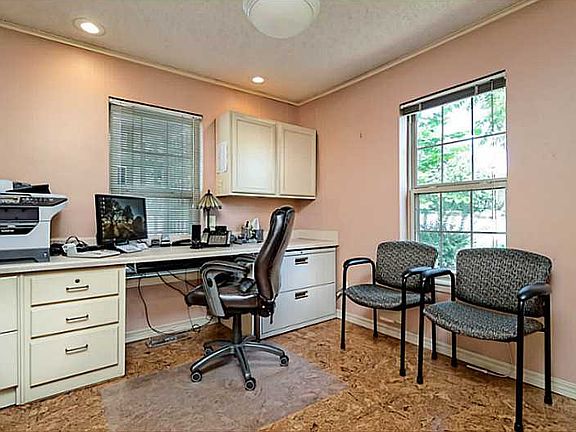 4th image of 840 N Pollard Ave