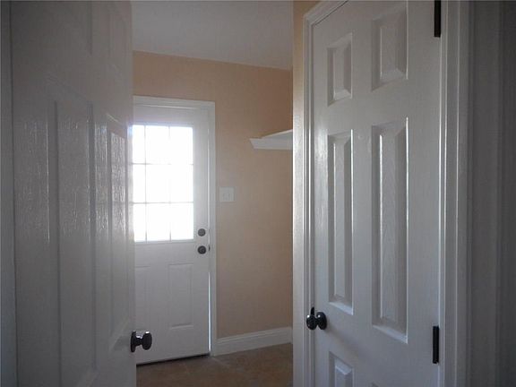 5th image of 1231 Hillburn Dr