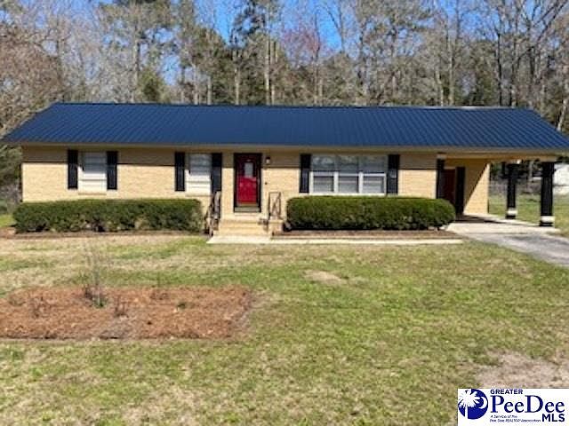 1st image of 400 Forest Dr