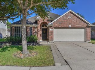 18614 Woodbreeze Dr, Humble, TX 77346
