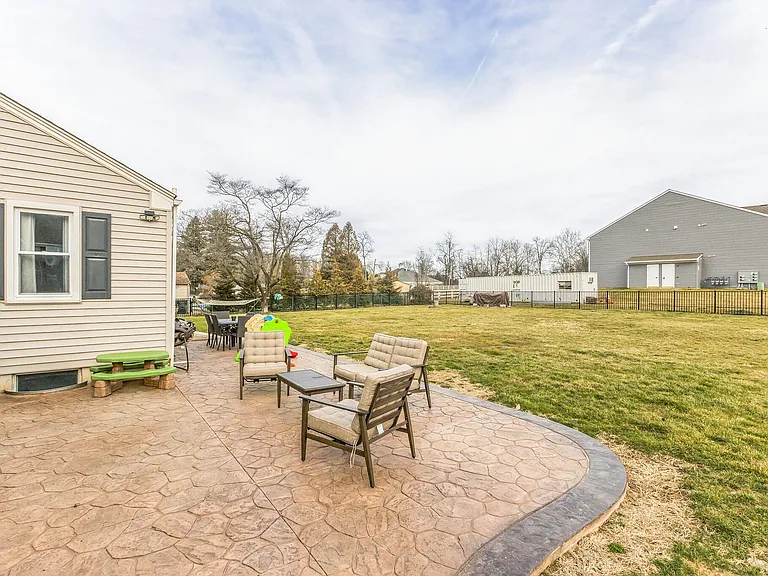 4012 Bridgeboro Rd — Photo 17