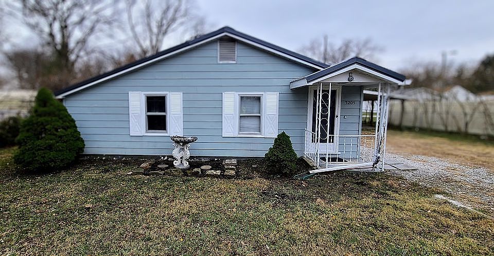 1st image of 3205 Dean Ave