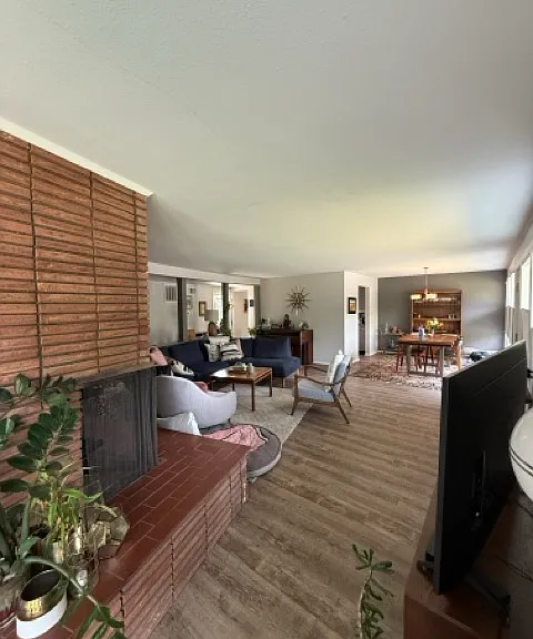 365 Walnut Ave — Photo 3