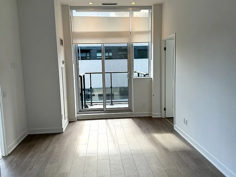 543 Richmond St W #LP22 — Photo 5