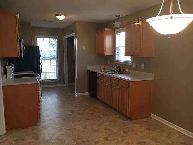 106 Tug Ct — Photo 5