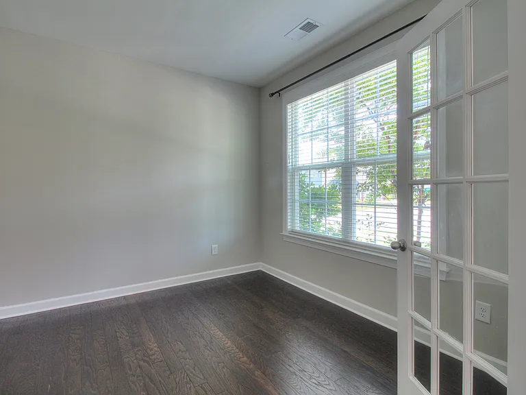 3013 Hamilton Mill Dr — Photo 4