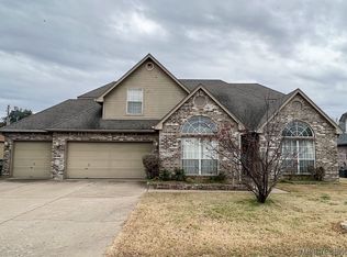 2016 W 27th St N, Tulsa, OK 74127