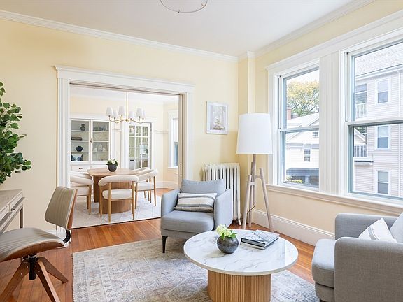 5th image of 255 Walnut St #B