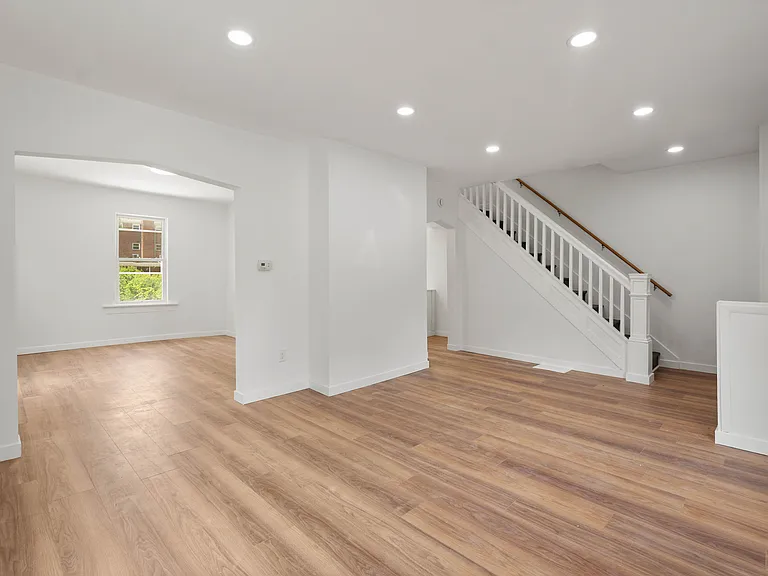 147 Clairmont Ave — Photo 1