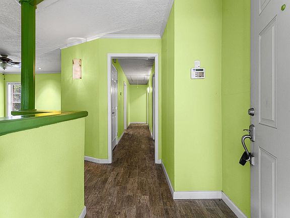 5th image of 3314 Blue Bonnet Blvd