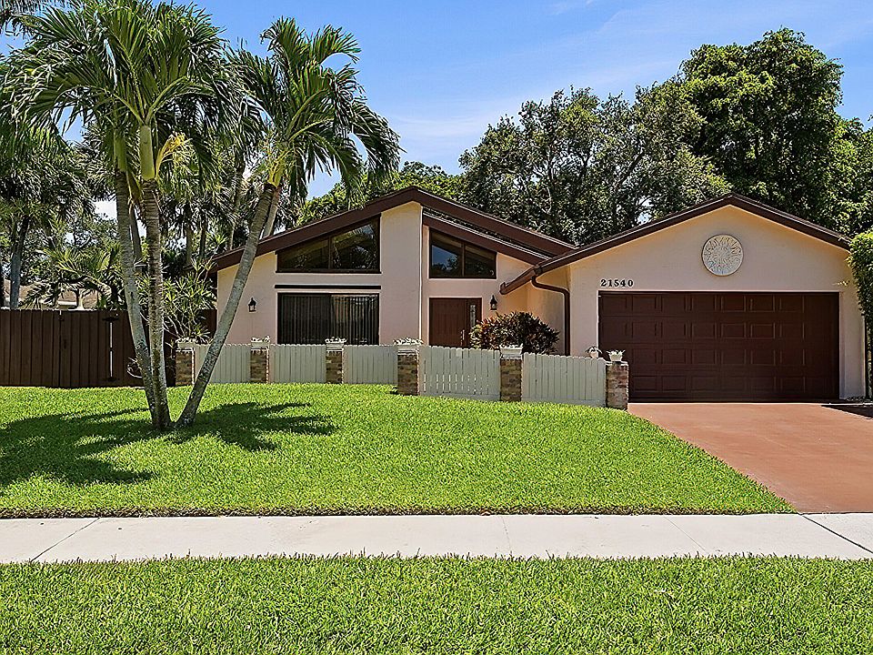 1st image of 21540 Kapok Circle
