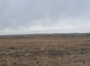 724 Labrador Dr, Mandan, ND 58554