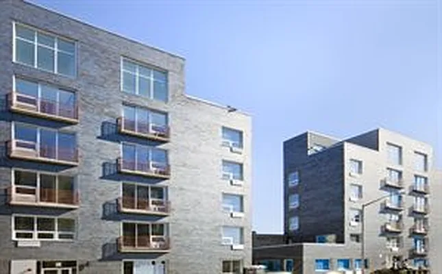 Sold by Douglas Elliman | media 8