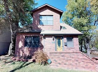 9715 Big Bend Blvd, Saint Louis, MO 63122