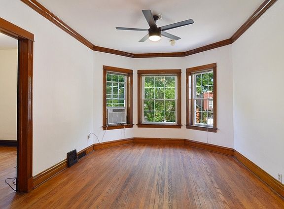 2nd image of 846 N Francisco Ave
