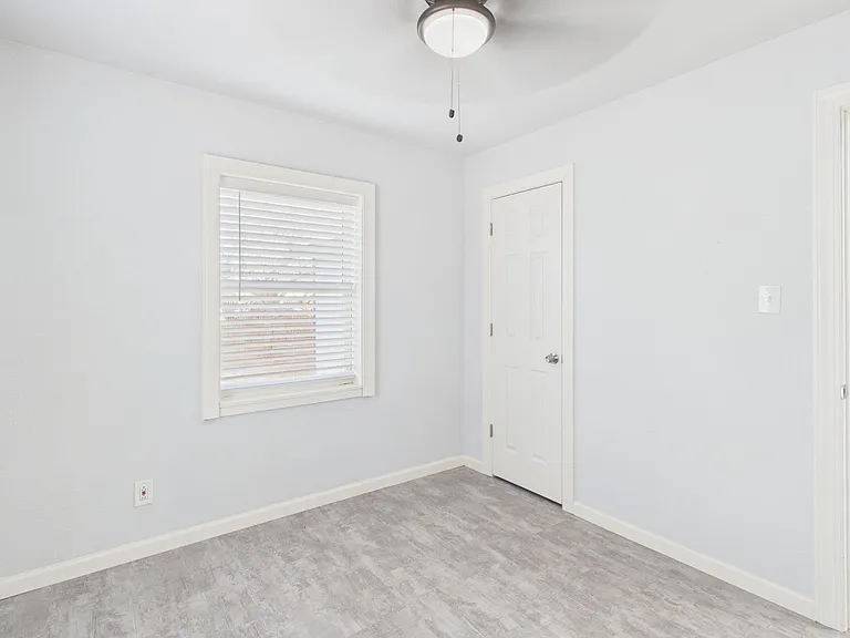 4620 S Hayden St — Photo 14
