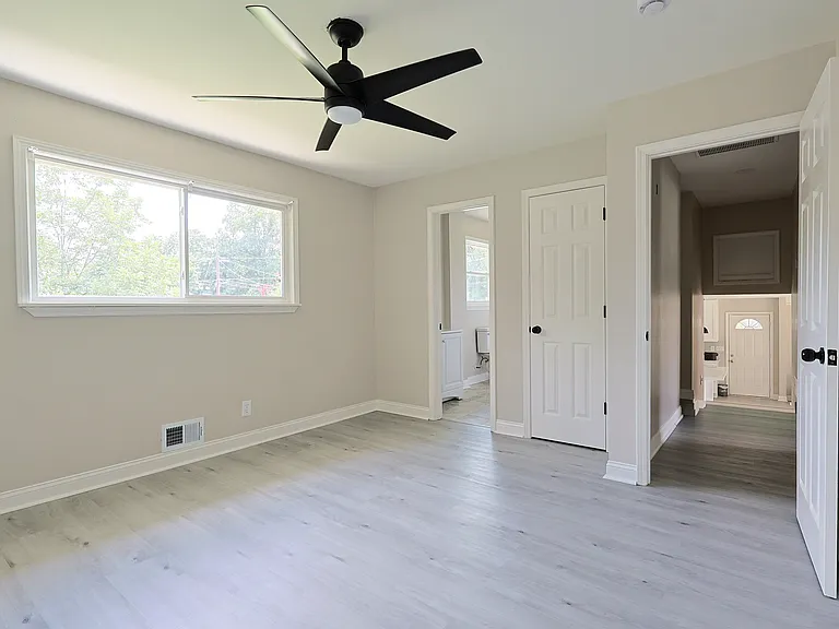 1295 Morrow Rd — Photo 29