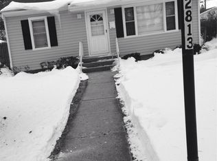 2813 Gideon Ave, Zion, IL 60099