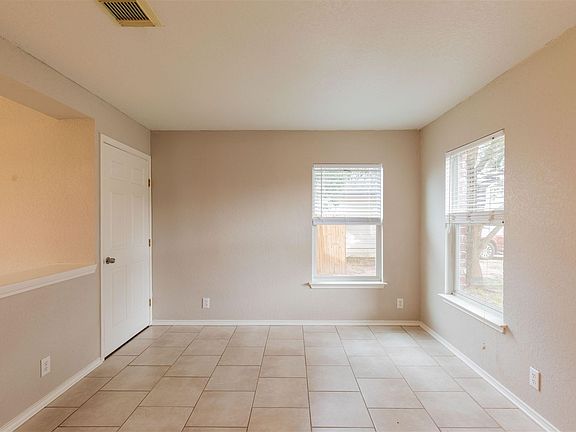 4th image of 1360 Copper Path Dr