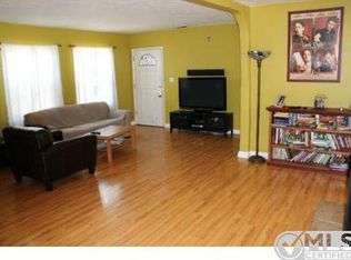 16942 Covello St, Van Nuys, CA 91406