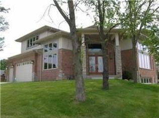 604 Edelweiss Dr, Antioch, IL 60002